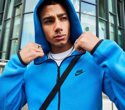 JD Sports Portugal: Loja online de sapatilhas e roupa.